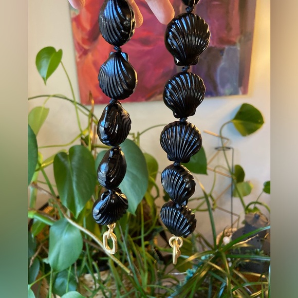 Clare V. Black Scallop Shell Strap - Pristine Condition - Picture 3 of 10